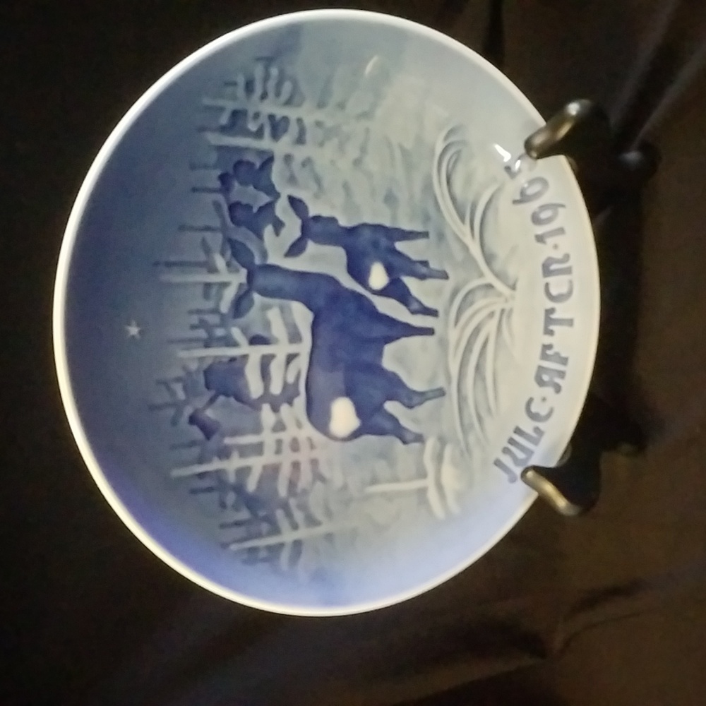 PLATE Bing & Grondahl Copenhagen 1965 JULE AFTER I Skoven for Jul Christmas - Picture 1 of 3